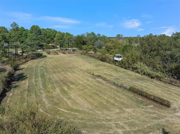 Granbury, TX 76048,111 Cowboy Court