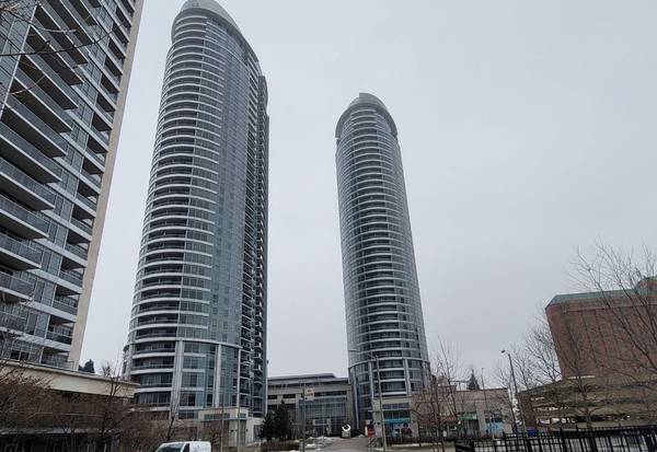 125 Village Green SQ #2506, Toronto E07, ON M1S 0G3