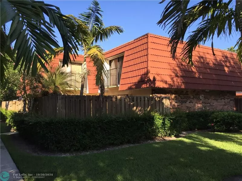 732 NW 99 Circle  #732, Plantation, FL 33324