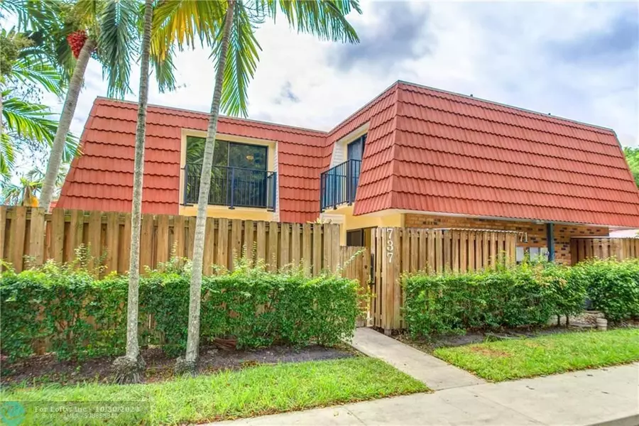 737 NW 98th Cir  #737, Plantation, FL 33324