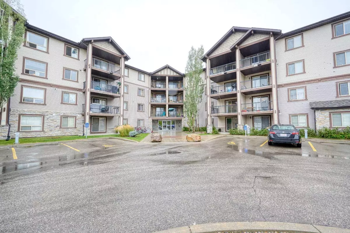 Calgary, AB T3K0M3,60 Panatella ST NW #3304