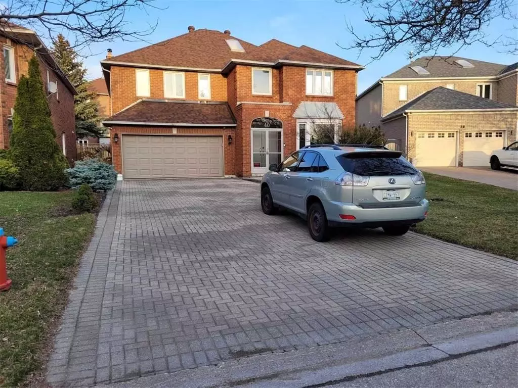 Richmond Hill, ON L4B 1Z7,40 Ashdown CRES