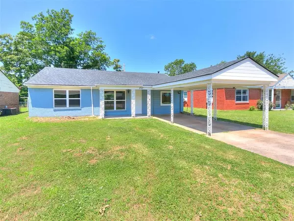 727 W Dewey Street, Shawnee, OK 74801