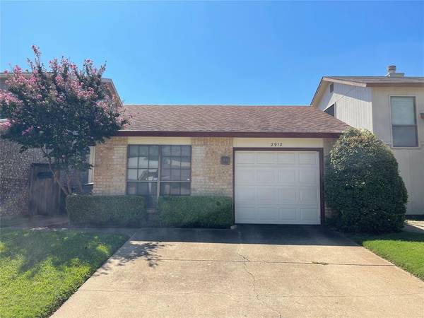 2912 Nova Drive,  Garland,  TX 75044