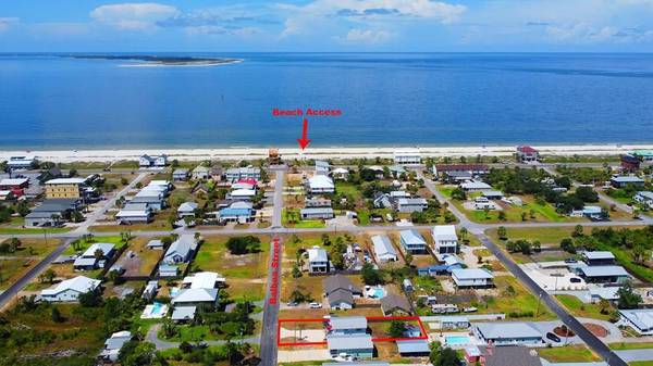 241 Balboa St, Port St. Joe, FL 32456