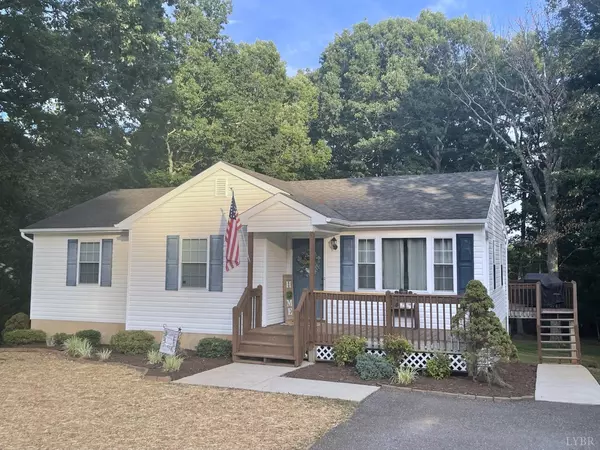 4892 Colonial HWY, Evington, VA 24550