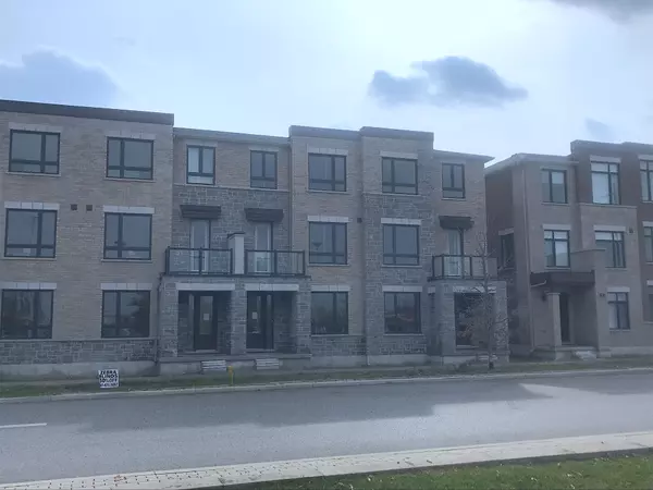 17 Mumbai DR, Markham, ON L3S 0G1