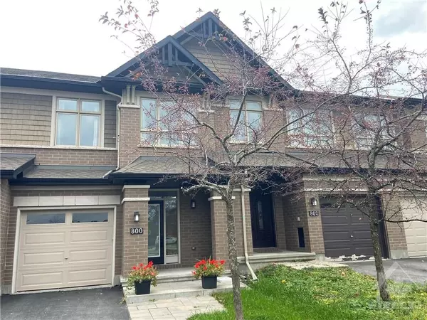 800 FLETCHER CIR, Kanata, ON K2T 0B6