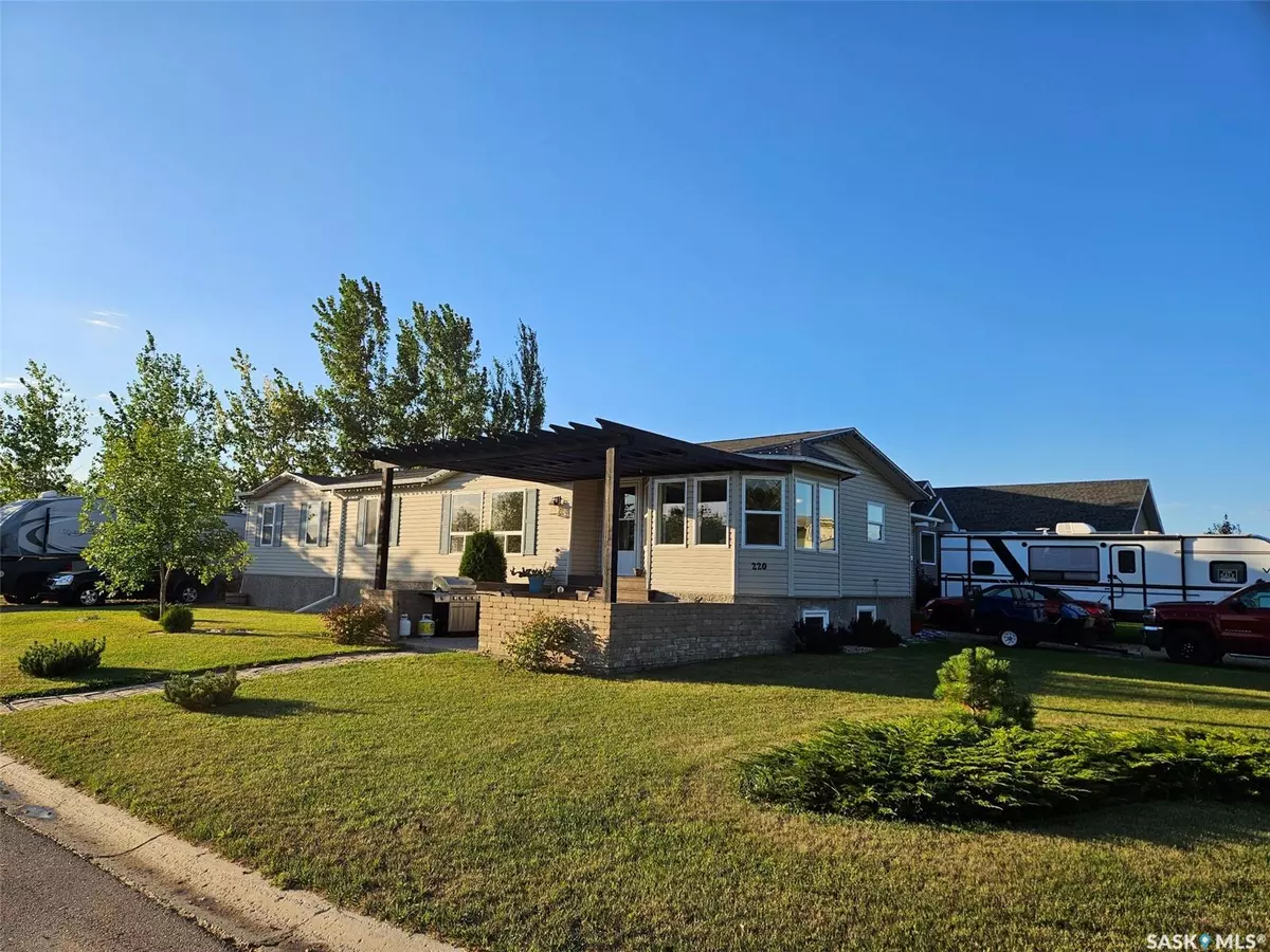 Carnduff, SK S0C 0S0,220 Fifth STREET