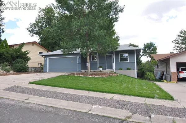 Colorado Springs, CO 80907,435 Redwood DR