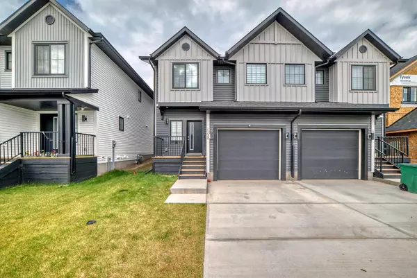 660 South Point Heath SW, Airdrie, AB T4B 5H7