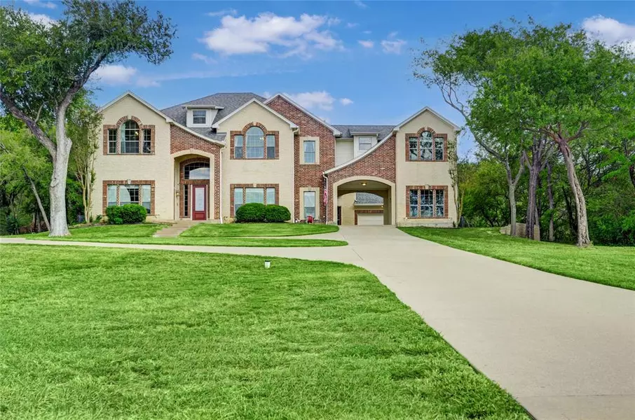 1736 Magic Valley Lane, Cedar Hill, TX 75104