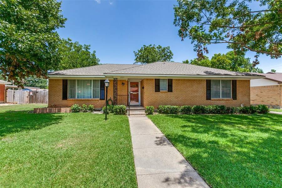 821 Branch Drive, Garland, TX 75041