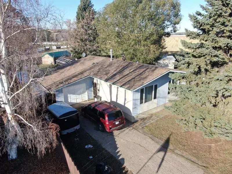 59 Avenue #5832, High Prairie, AB T0G1E0