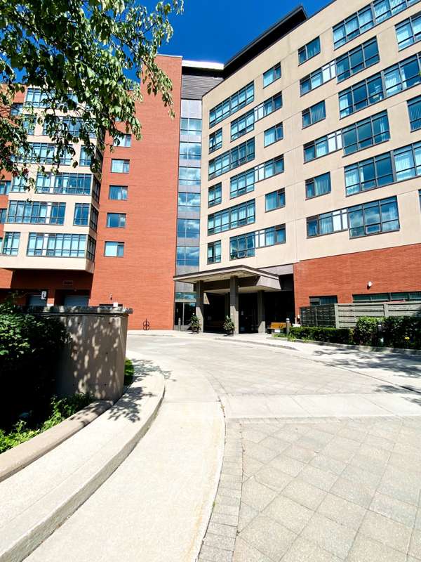 90 SCOTTFIELD DR #306, Toronto E07, ON M1S 5W4