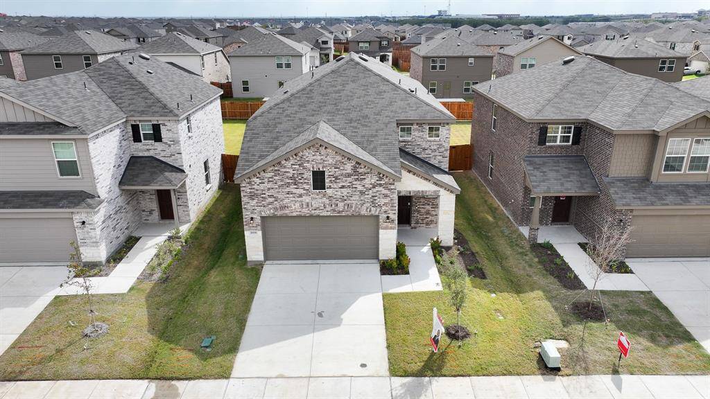 1008 Clear Dusk Lane, Forney, TX 75126