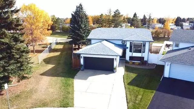 51 Kemp AVE, Red Deer, AB T4P 3M3