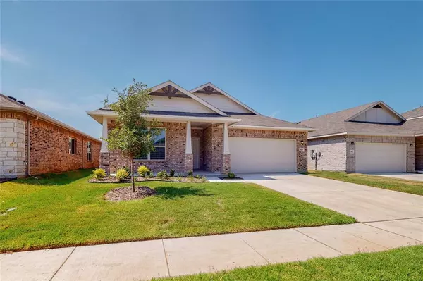 949 Billups Drive, Van Alstyne, TX 75495