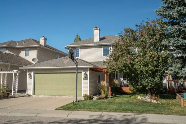 Calgary, AB T3B 5M2,133 Valley Meadow Close NW