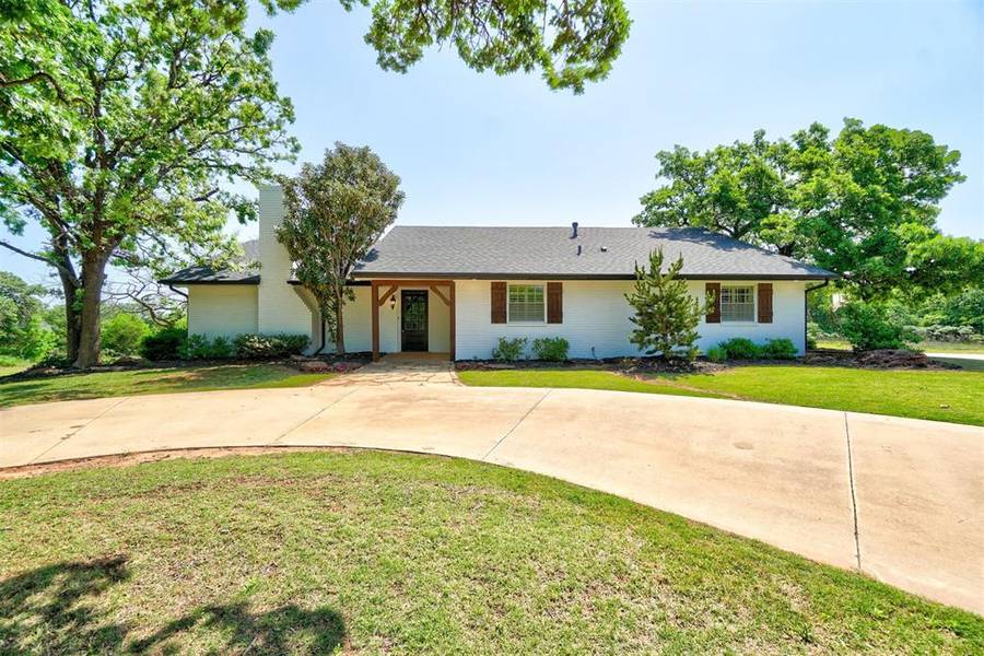 400 Carpenter Trail, Arcadia, OK 73007