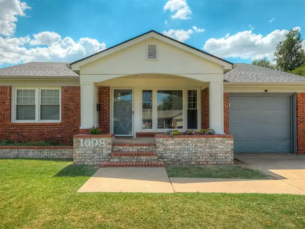 Oklahoma City, OK 73120,1608 Carlisle Court