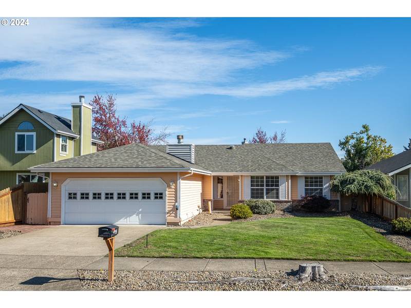 1143 S 44TH ST, Springfield, OR 97478