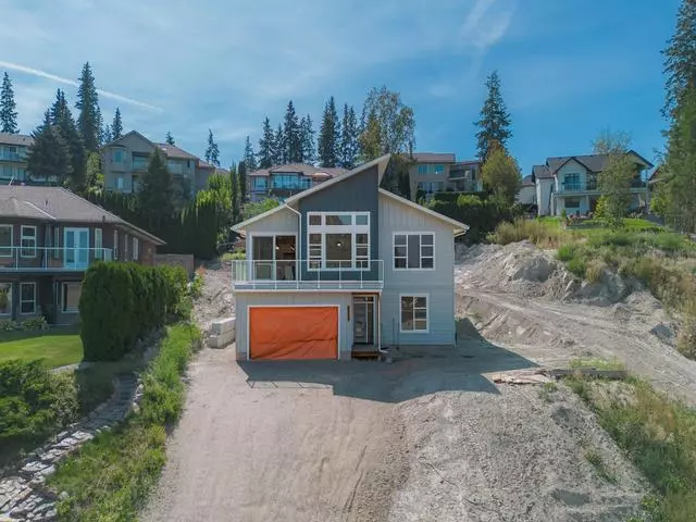 South Shuswap, BC V0E 1H2,2594 GRAND VIEW PLACE