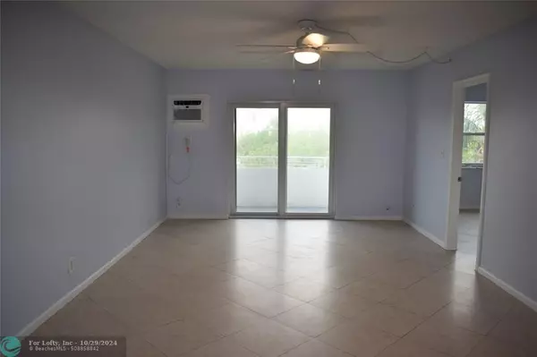 Fort Lauderdale, FL 33316,2900 Banyan St  #308