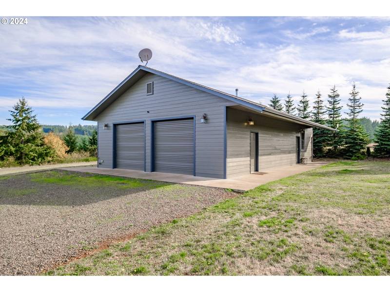 17494 POWERS CREEK LOOP RD, Silverton, OR 97381