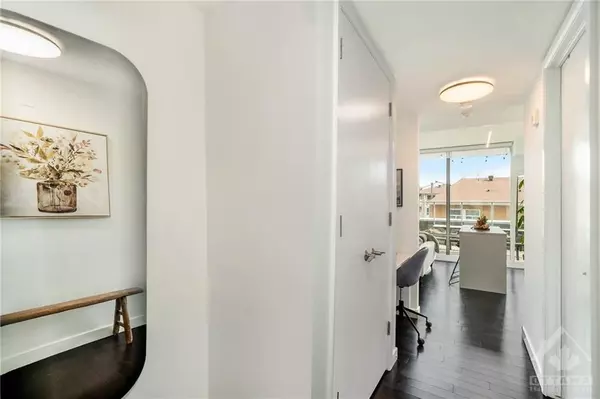 West Centre Town, ON K1Y 1E8,201 PARKDALE AVE #301