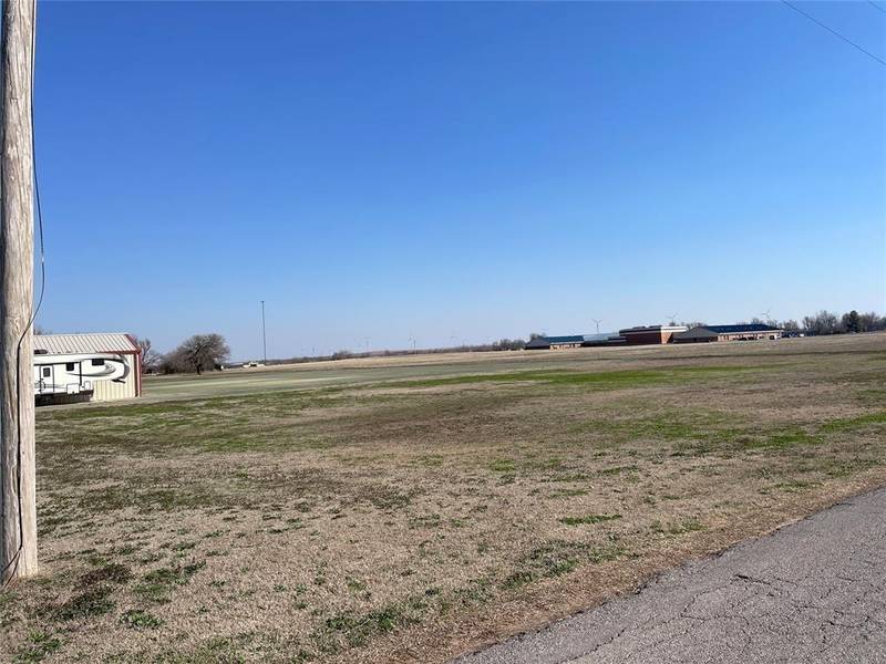 504 S 10th Street, Minco, OK 73059