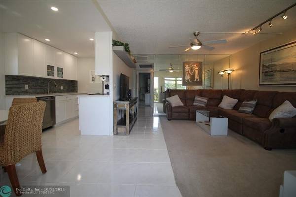 Deerfield Beach, FL 33442,1160 Cambridge G  #1160