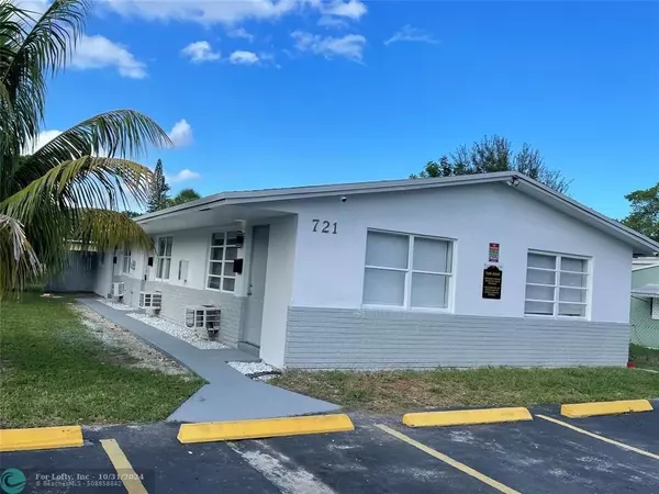 Pompano Beach, FL 33060,721 SW 8th St  #2