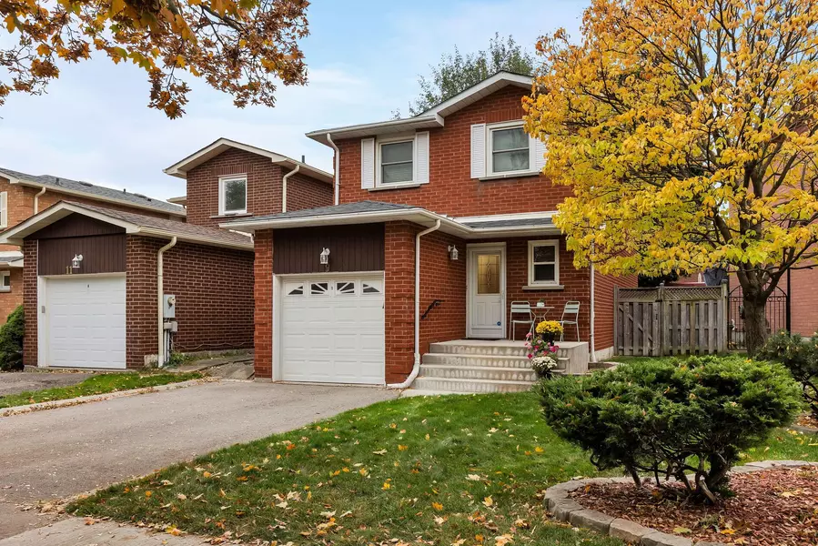 9 Cashel ST, Brampton, ON L6Z 2X6