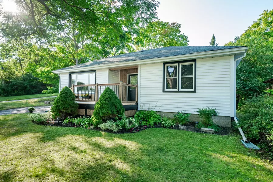 422 Bellevue ST, Peterborough, ON K9H 5G6