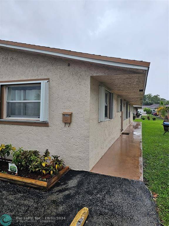 5306 NW 22 ST, Lauderhill, FL 33313