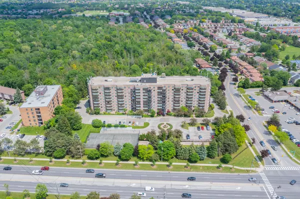 Markham, ON L3P 7N7,2 Raymerville DR #602