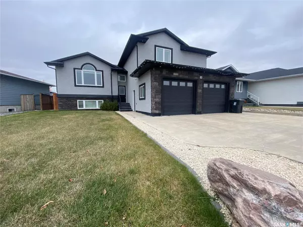 74 Madge WAY, Yorkton, SK S3N 0X2