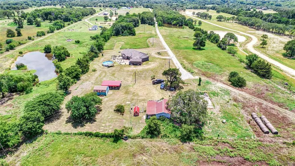 1429 County Road 140, Whitesboro, TX 76273