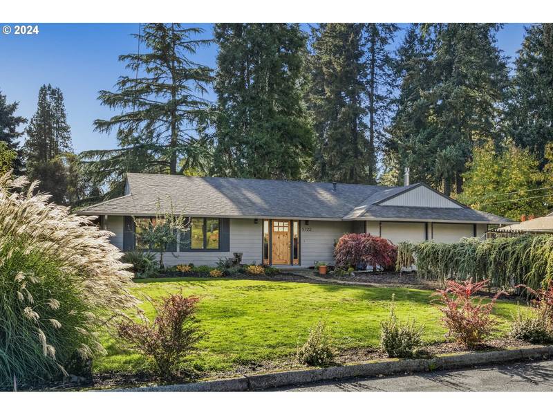 5722 FERNBROOK WAY, Lake Oswego, OR 97035