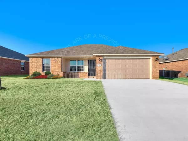 Harrah, OK 73045,21172 River Mist Drive