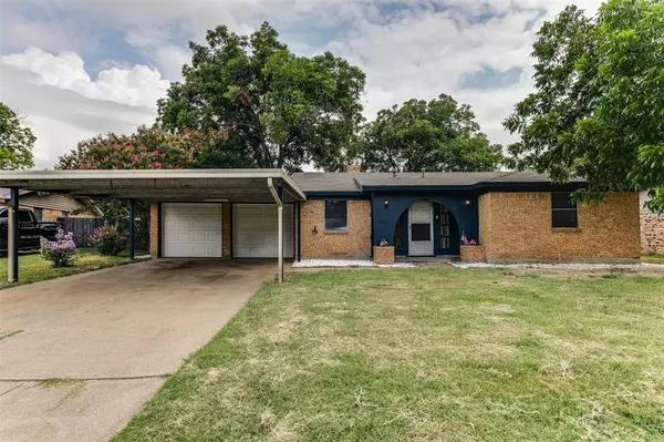 1024 Edna Drive, Everman, TX 76140