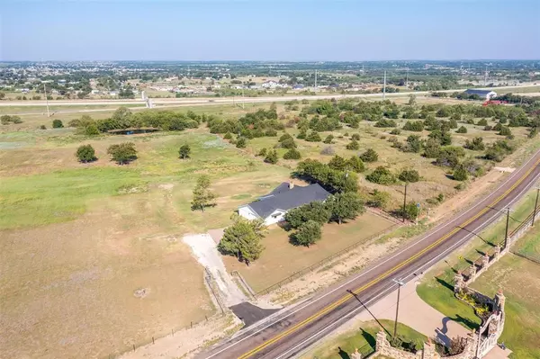 Burleson, TX 76058,7703 FM 1902