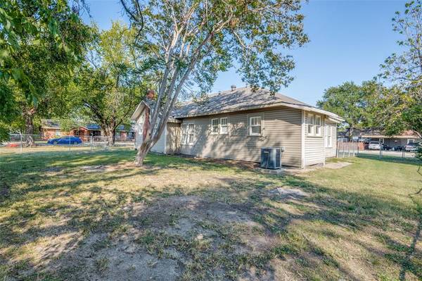 Terrell, TX 75160,508 E Brin Street