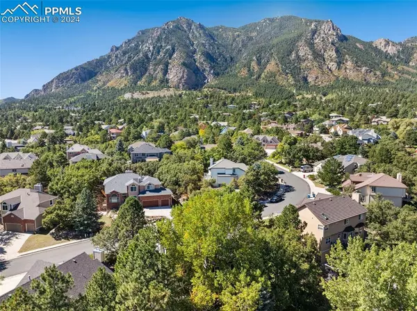 Colorado Springs, CO 80906,130 Ravenglass WAY