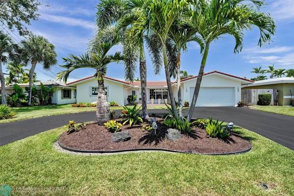 2207 NE 16th Ave,  Wilton Manors,  FL 33305