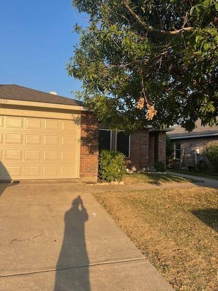 2713 Peach Drive, Little Elm, TX 75068