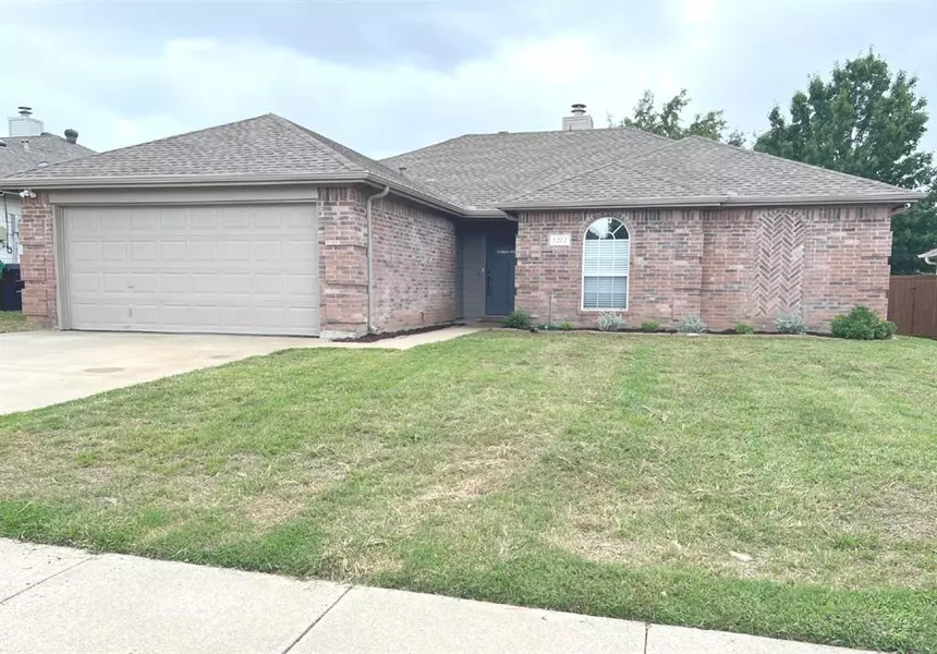 5212 Paulie Drive, Denton, TX 76208