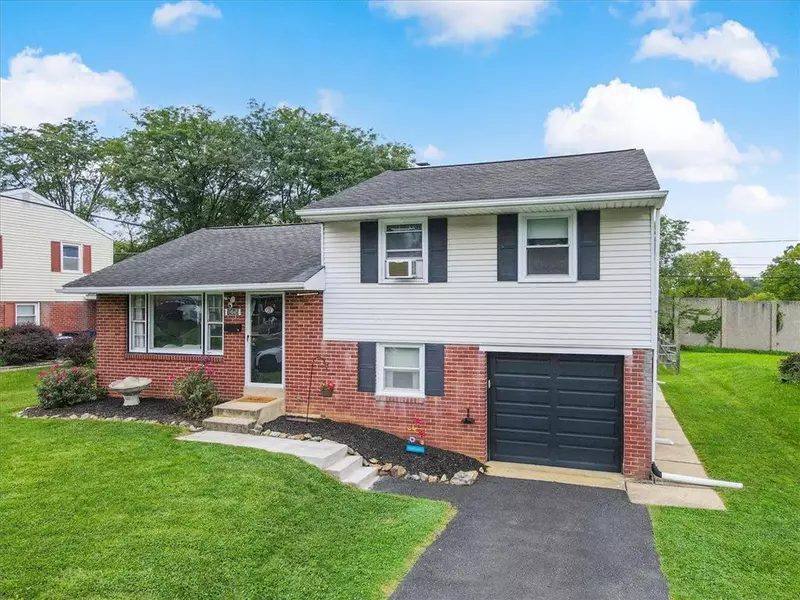 1445 Exeter Road, Salisbury Twp, PA 18103