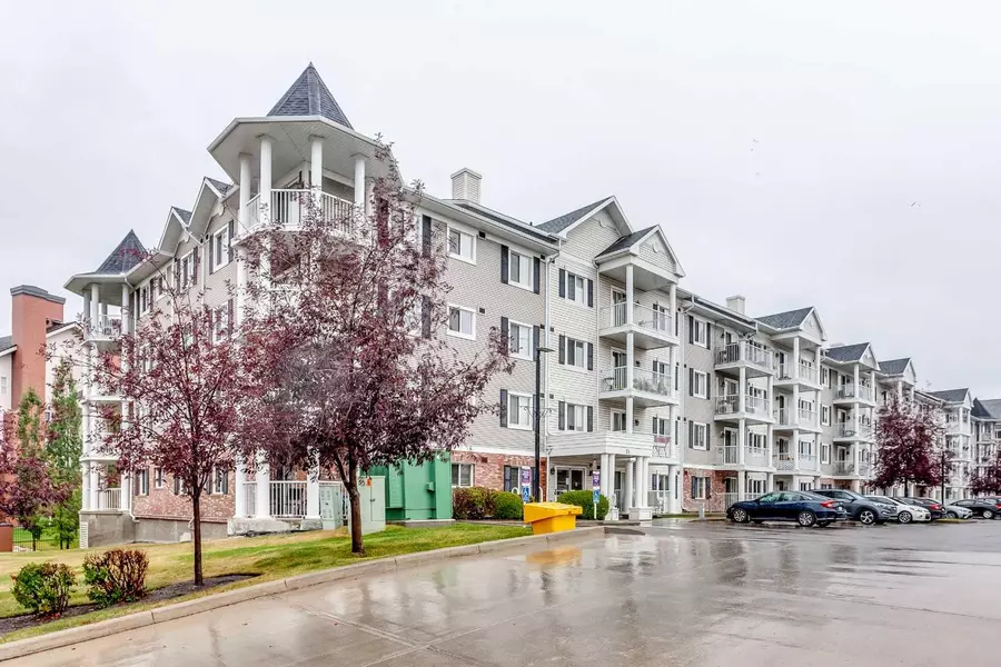 31 Country Village MNR NE #4102, Calgary, AB T3K 0T3